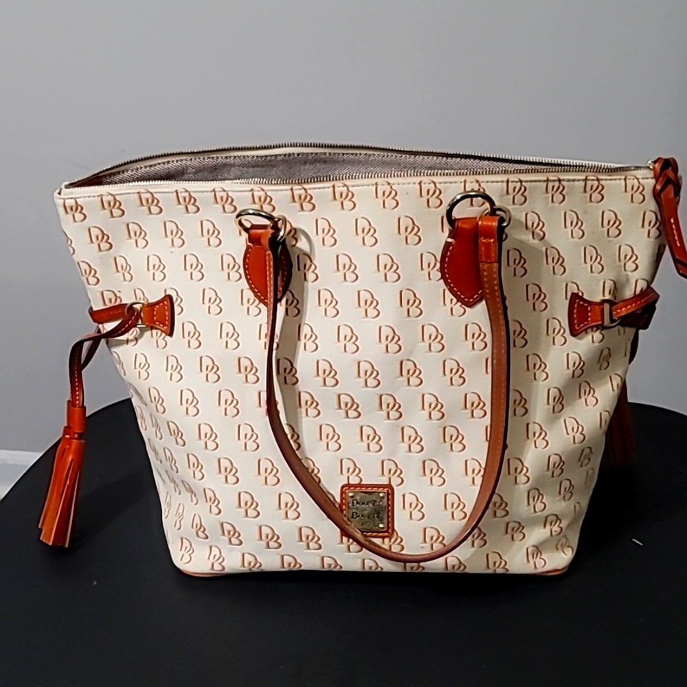 Dooney and Bourke handbag